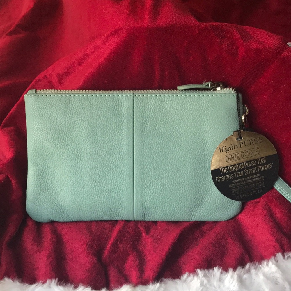 Mighty Purse clutch